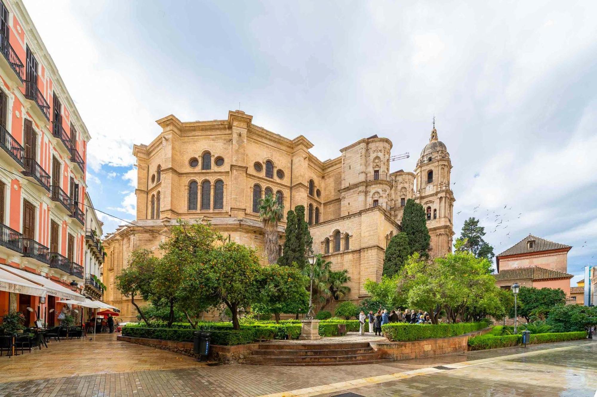 Limehome Malaga Calle Victoria Exteriör bild