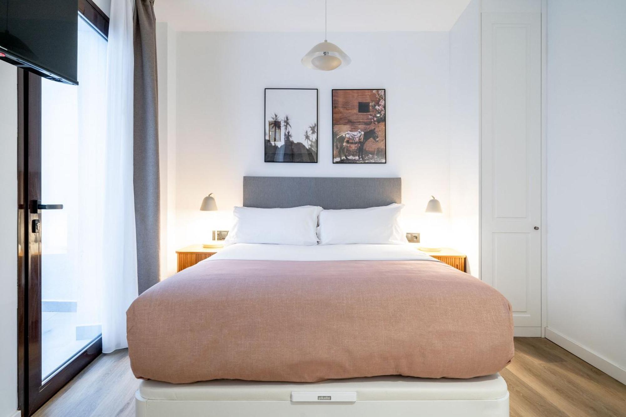 Limehome Malaga Calle Victoria Rum bild