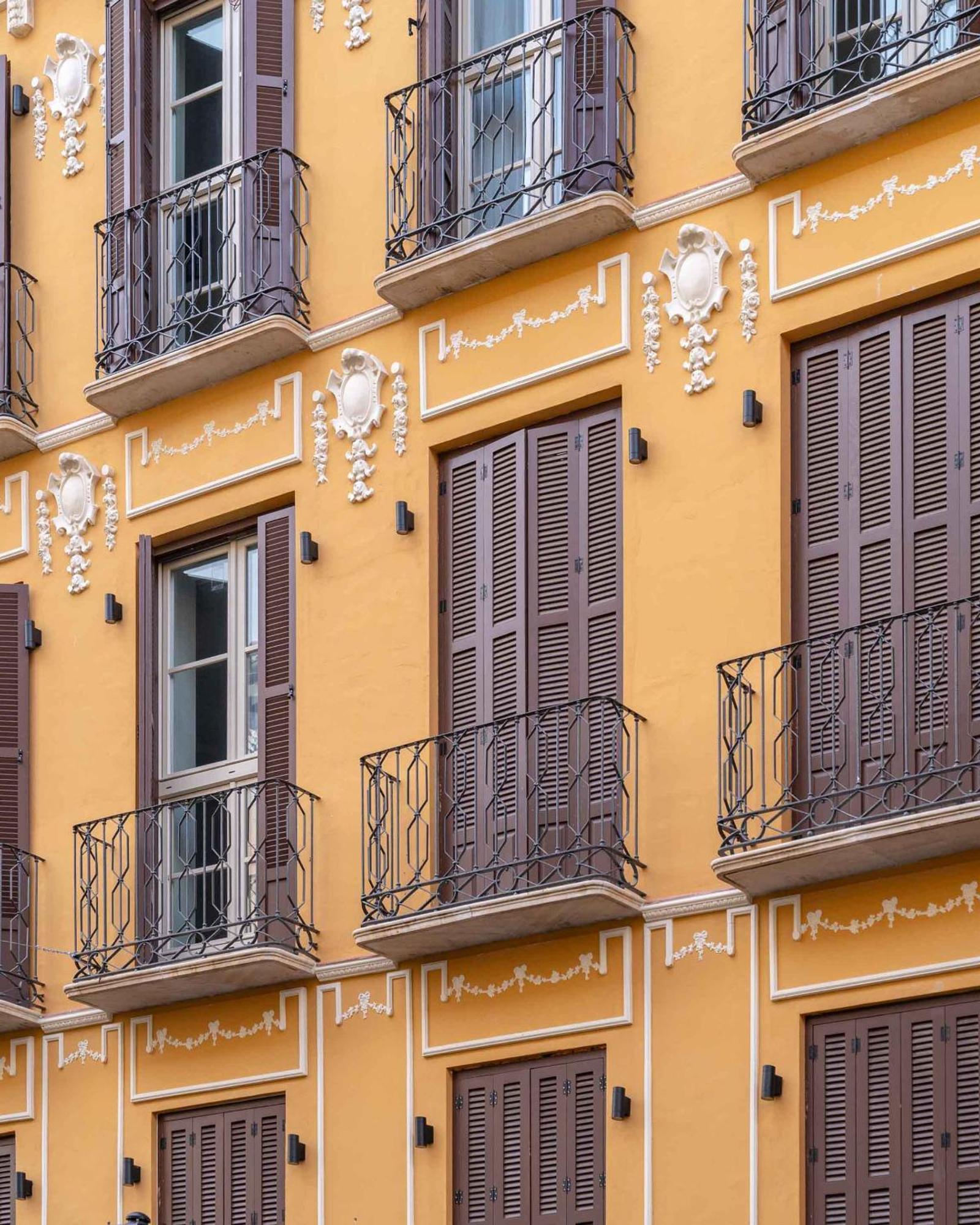 Limehome Malaga Calle Victoria Exteriör bild