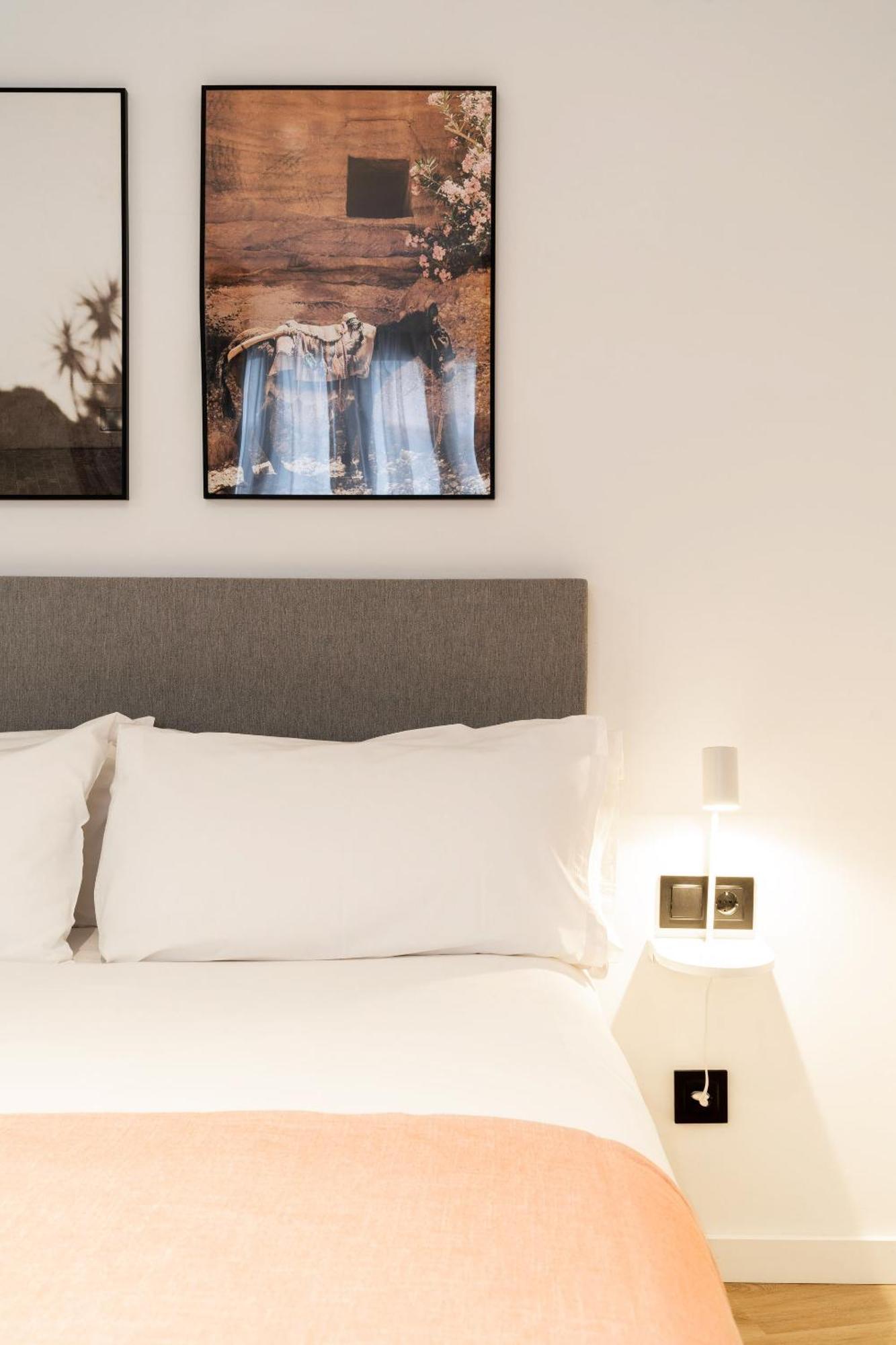 Limehome Malaga Calle Victoria Rum bild