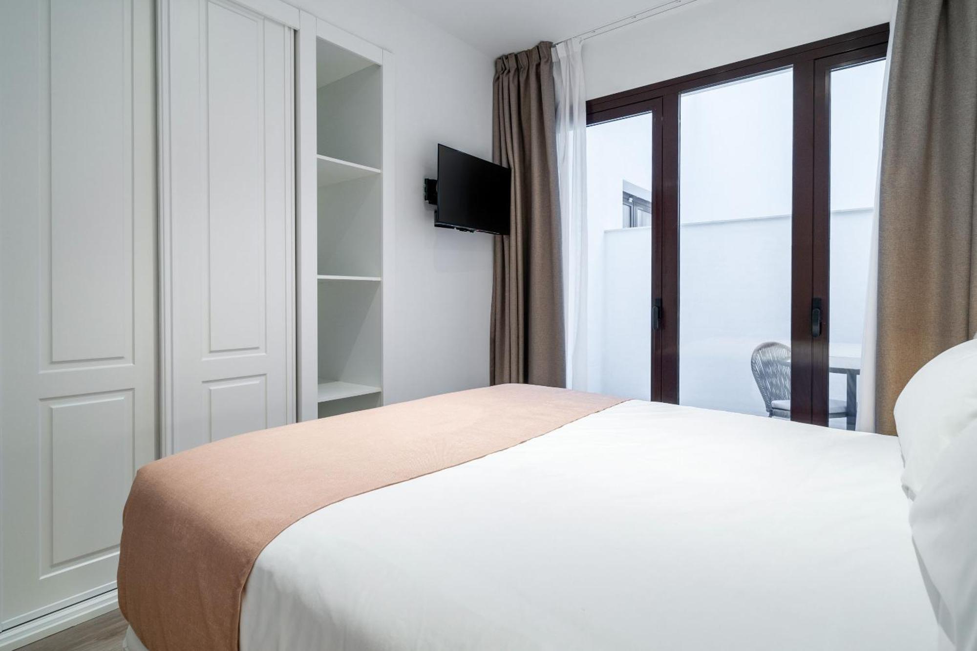 Limehome Malaga Calle Victoria Rum bild