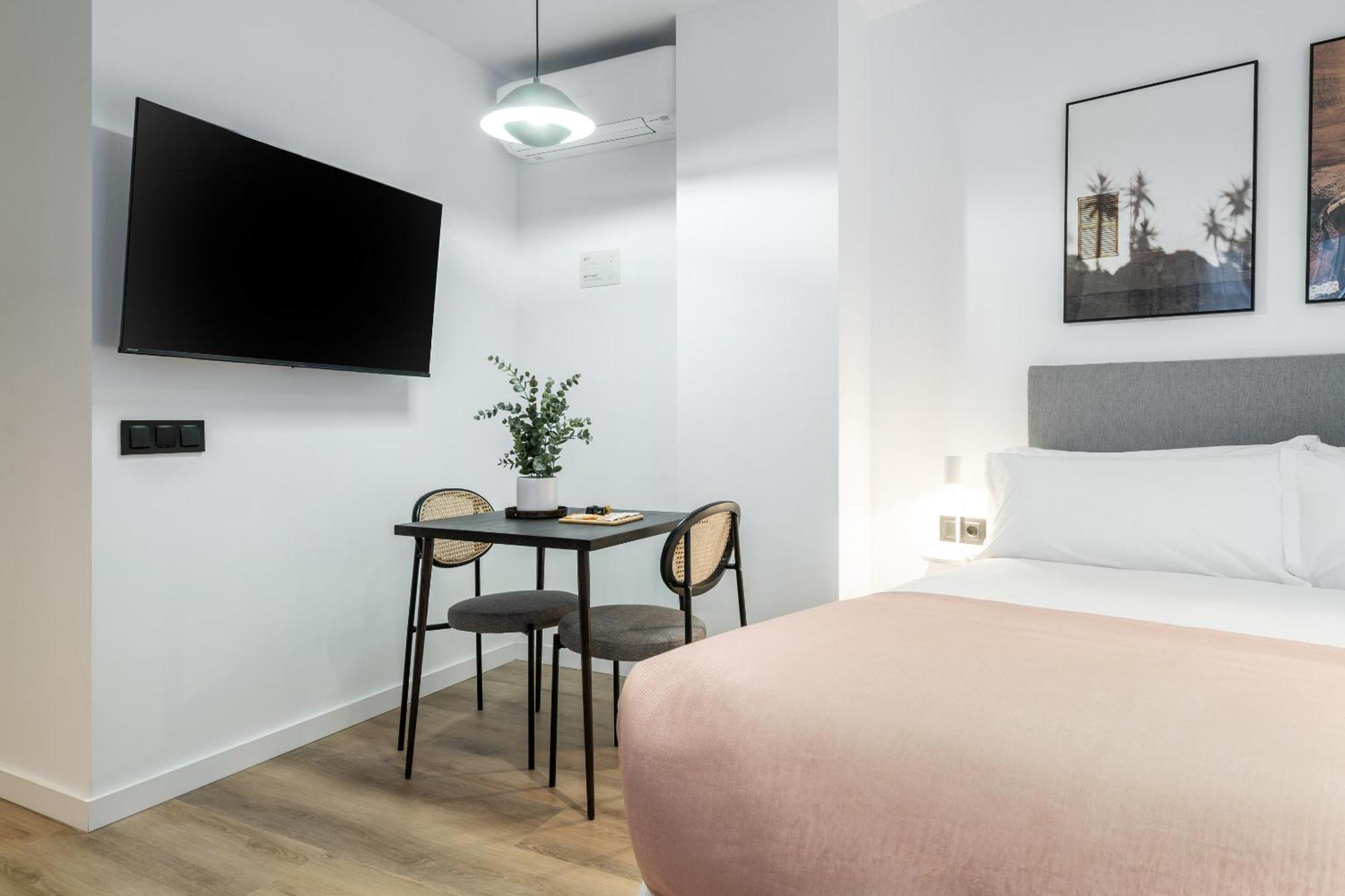 Limehome Malaga Calle Victoria Rum bild