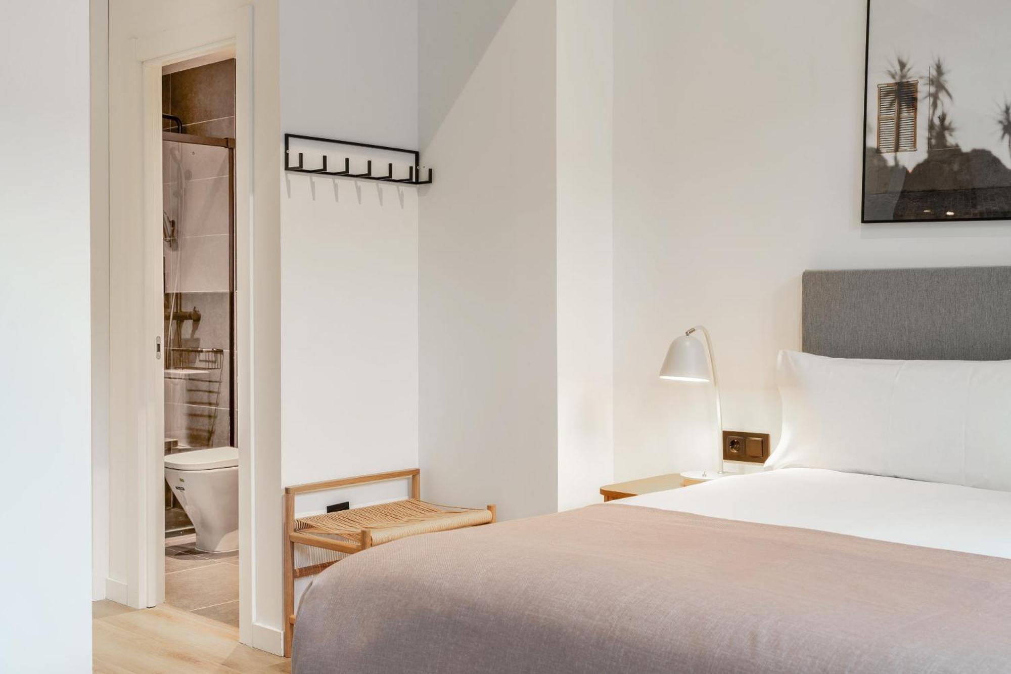 Limehome Malaga Calle Victoria Rum bild