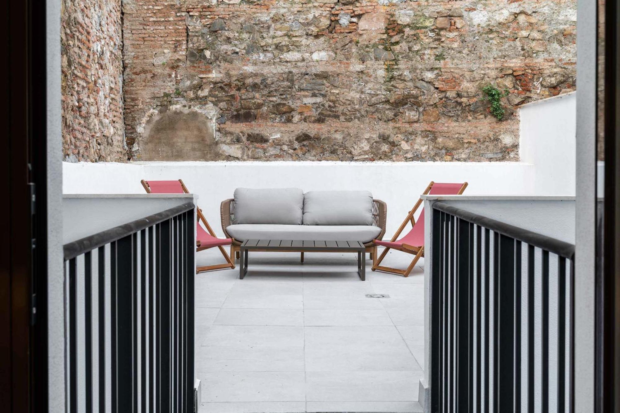 Limehome Malaga Calle Victoria Exteriör bild